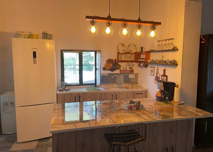 Saygin Ephesus Boutique Tire