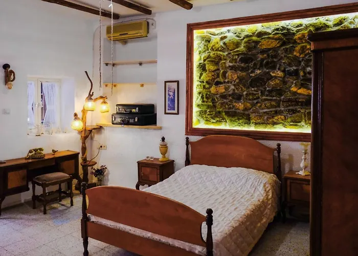 Saygin Ephesus Boutique * Tire