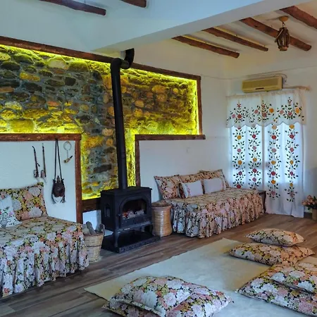 Saygin Ephesus Boutique בית חווה *