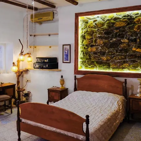 Saygin Ephesus Boutique * Tire